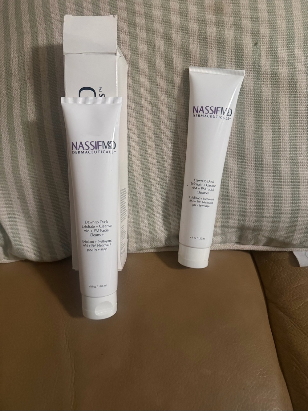 NASSIFMD Dawn to Dusk Exfoliate + Cleanse Facial Cleanser — White